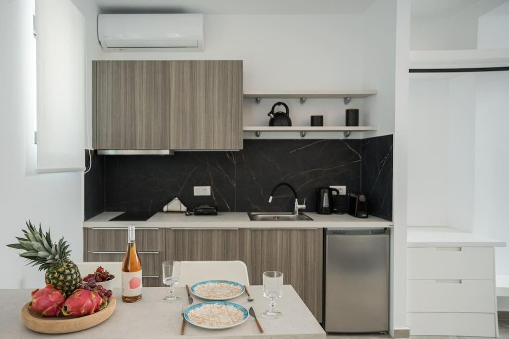 Minoas Suite The Sense Of Luxury Ираклио Екстериор снимка