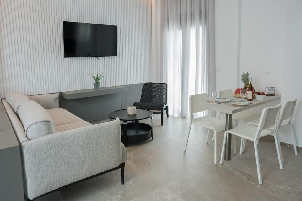 Minoas Suite The Sense Of Luxury Ираклио Екстериор снимка